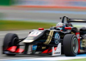 Image post by @alex_albon on Instagram