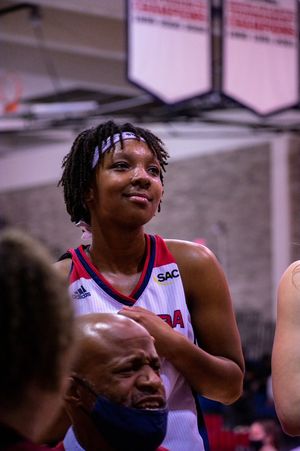 Image post by @kinghedrick on Twitter