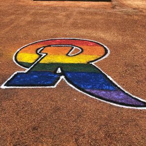 Image post by @rocredwings on Instagram