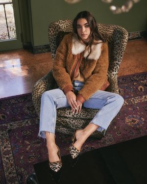 Image post by @dsw on Instagram