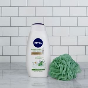 Image post by @niveausa on Instagram