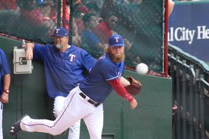 Image post by @rangersdetexas on Facebook