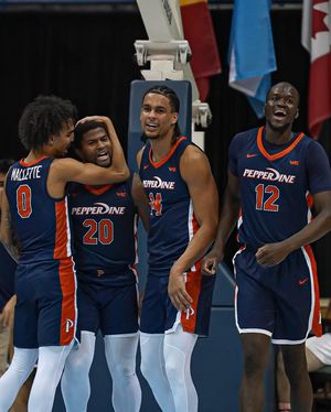 Image post by @pepperdinehoops on Instagram