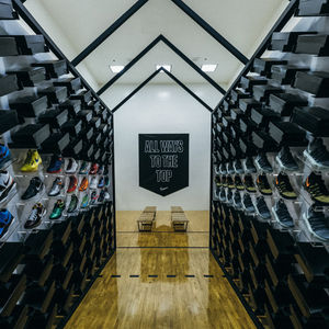 Image post by @nikeeyb on Instagram