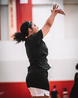 Image post by @RazorbackWBB on Twitter