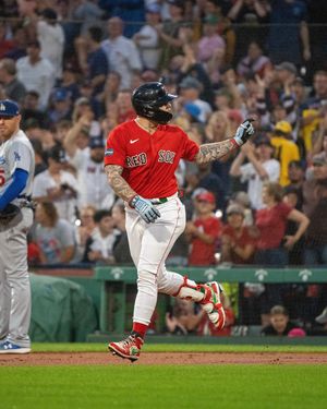 Image post by @redsoxbeisbol on Instagram