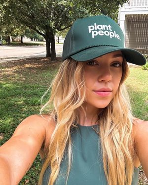Image post by @plantpeople on Instagram