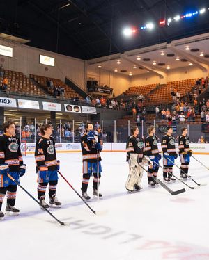Image post by @ufhockey on Instagram