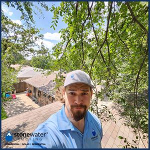 Image post by @stonewaterroofing on Instagram