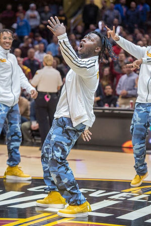 Image post by @CavsScreamTeam on Facebook
