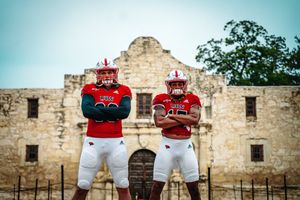 Image post by @uiwfootball on Twitter