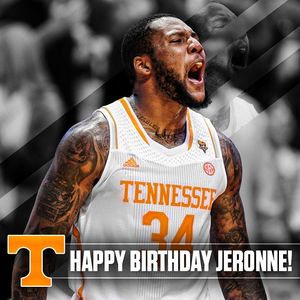 Image post by @vol_hoops on Instagram