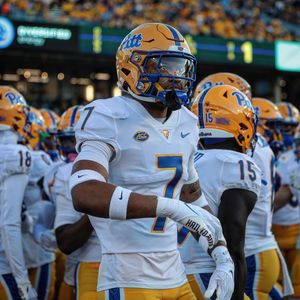 Image post by @pitt_fb on Instagram
