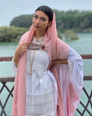 Image post by @amnalqubaisi_official on Instagram