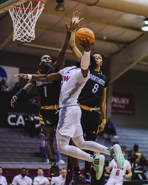 Image post by @uiwmensbasketball on Instagram