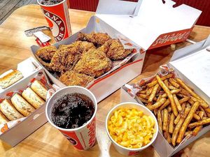 Image post by @popeyes on Instagram