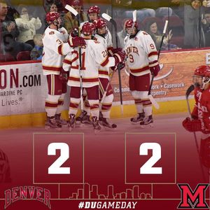 Image post by @du_hockey on Instagram