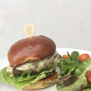 Image post by @ryanpeterspgh on Instagram