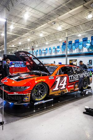 Image post by @StewartHaasRcng on Twitter
