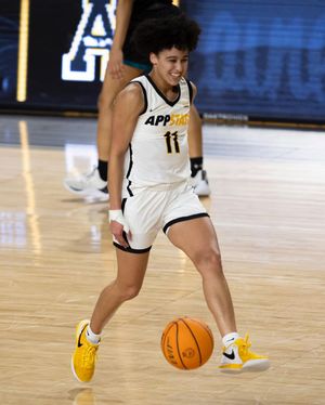 Image post by @appstatewbb on Instagram