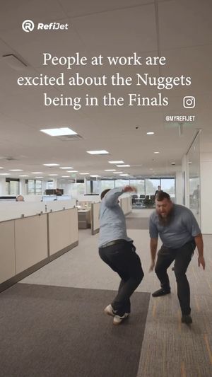 Video post by @RefiJet on Facebook