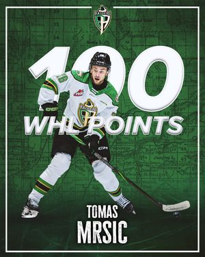 Image post by @paraidershockey on Instagram