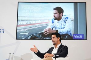 Image post by @lucasdigrassi on Instagram