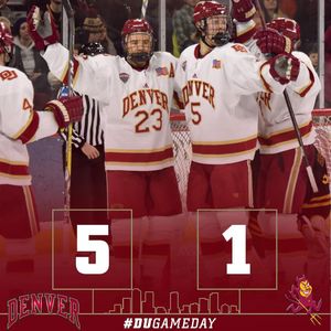 Image post by @du_hockey on Instagram