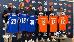 Image post by @broncosespanol on Instagram