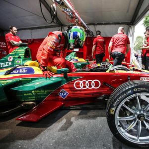 Image post by @lucasdigrassi on Instagram