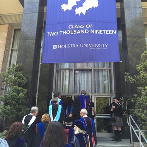 Image post by @hofstrau on Instagram