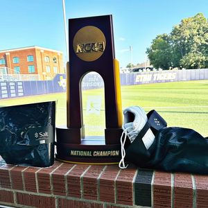 Image post by @etbu_softball on Instagram