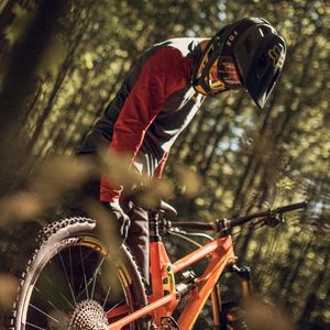 Image post by @foxmtb on Instagram