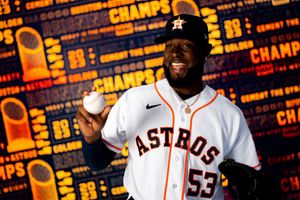 Image post by @astros on Twitter