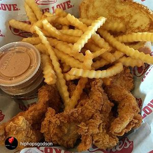 Image post by @raisingcanes on Instagram