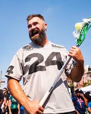 Image post by @PremierLacrosse on Twitter