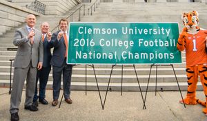 Image post by @ClemsonPrez on Twitter