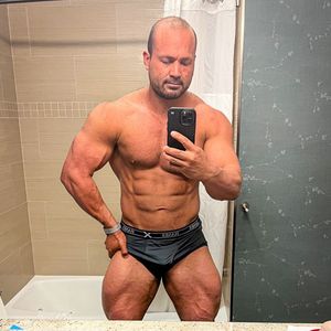 Image post by @thebodybuildingvegan on Instagram