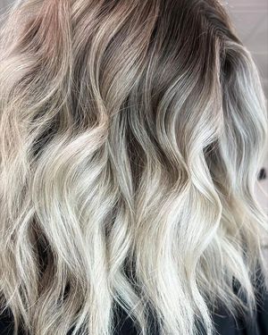 Image post by @behindthechair_com on Instagram
