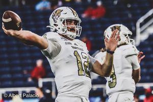 Image post by @al_palacio_photography on Instagram