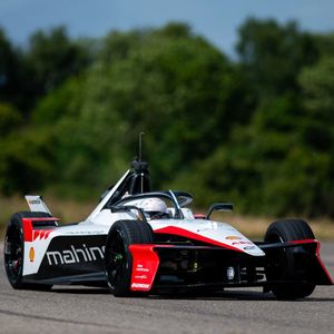 Image post by @mahindraracing on Instagram