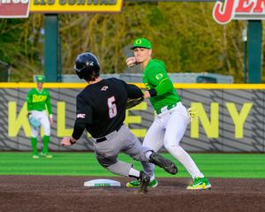 Image post by @oregonbaseball on Instagram