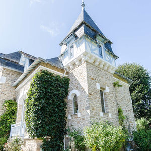 Image post by @christiesrealestate on Instagram
