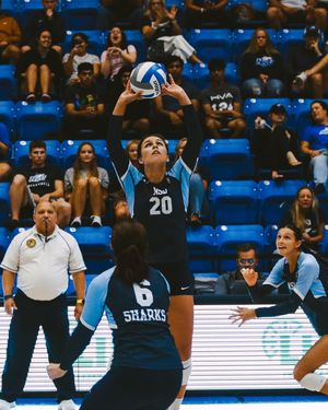 Image post by @nsu_vball on Instagram