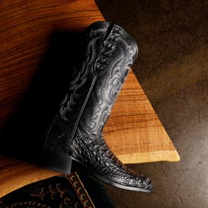 Image post by @tonylamaboots on Instagram