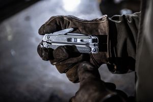 Image post by @leathermantools on Instagram