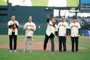 Image post by @OracleParkSF on Twitter