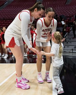 Image post by @aztecwbb on Instagram