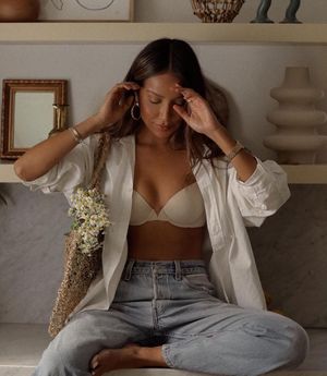 Image post by @victoriassecret on Instagram