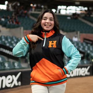 Image post by @clubnaranjeros on Instagram
